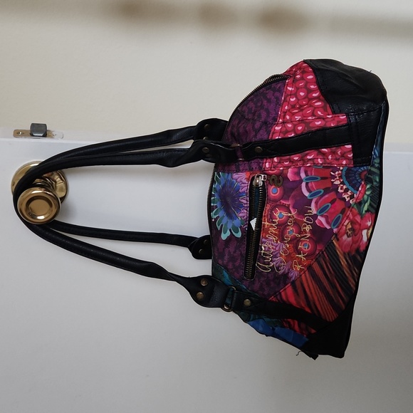 Shoulder Bag - Picture 2 of 7